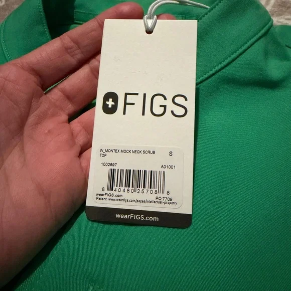 FIGS Emerald Green Scrub Set - Picture 3 of 7